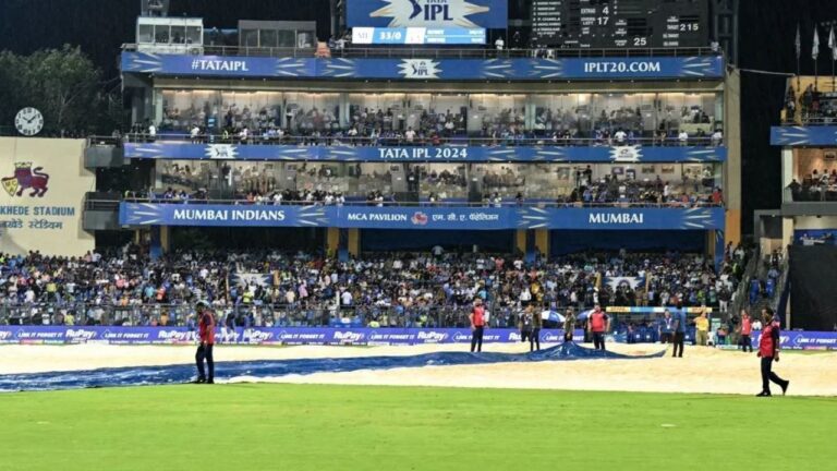 MI vs SRH Pitch Report: वानखेड़े स्टेडियम में रनों की बारिश होगी या गेंदबाजों का चलेगा जादू?