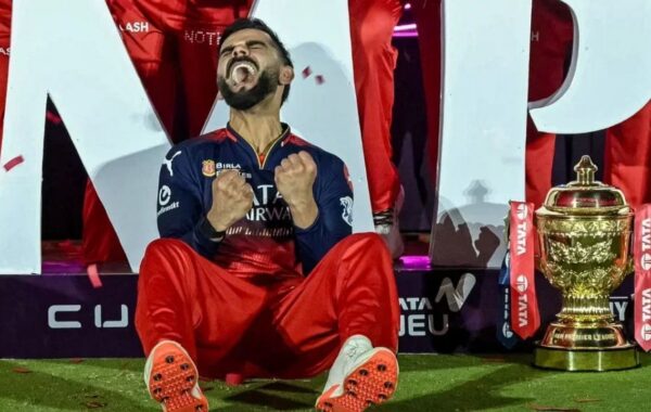 1778213766185 Virat Kohli with the IPL trophy