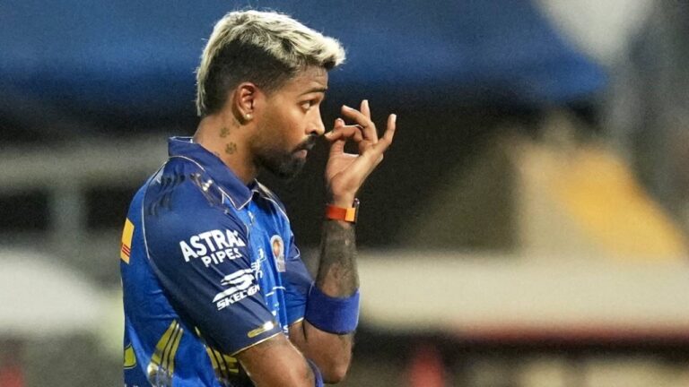 KKR बनाम MI: कोलकाता ने टॉस जीतकर गेंदबाजी चुनी, हार्दिक और सूर्यकुमार की वापसी