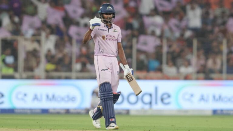 IPL 2026 अपडेट: ऑरेंज और पर्पल कैप की जंग में बी साई सुदर्शन और कगिसो रबाडा का जलवा