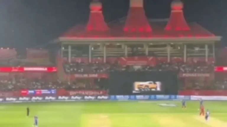 IPL 2026: PBKS बनाम MI, धर्मशाला में बारिश का साया, क्या प्लेऑफ की दौड़ होगी प्रभावित?